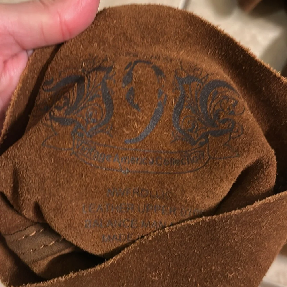 Nine West 7.5 brown suede boots western